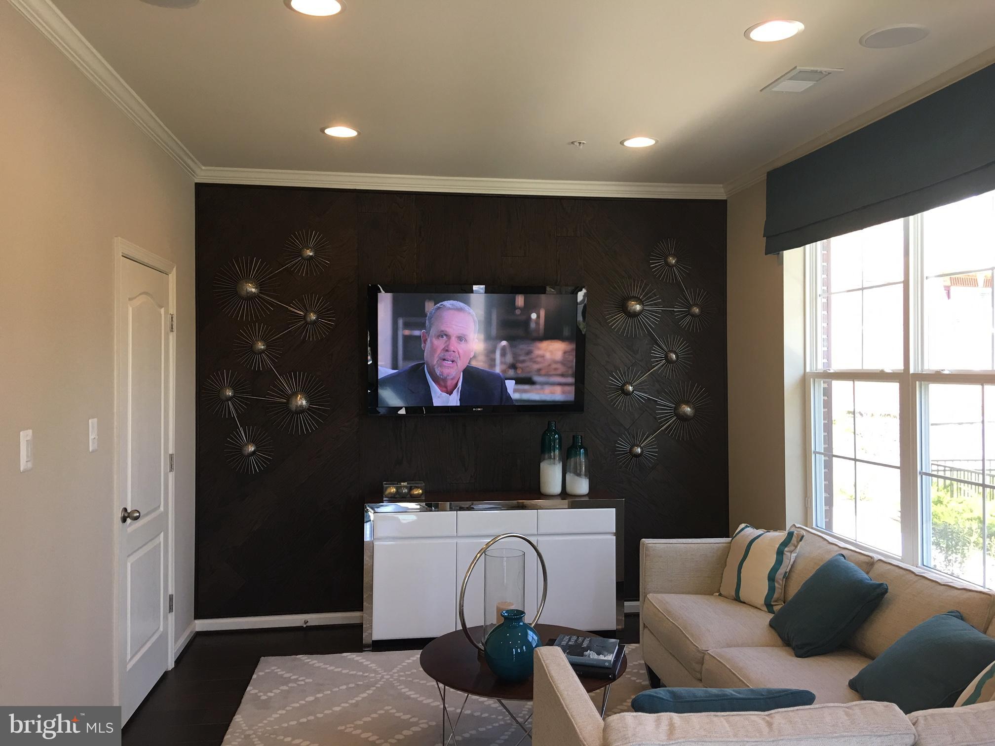 2910 Findley Road Kensington, MD 20895 - Photo 6 of 28 Family Room