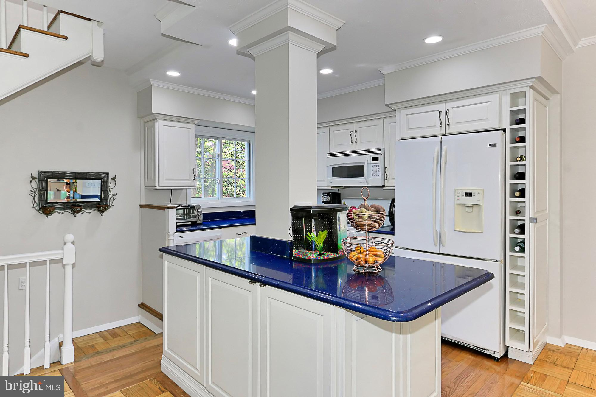 3384 Gunston Road Alexandria, VA 22302 - Photo 7 of 38 Additional storage includes wine / beverage rack.