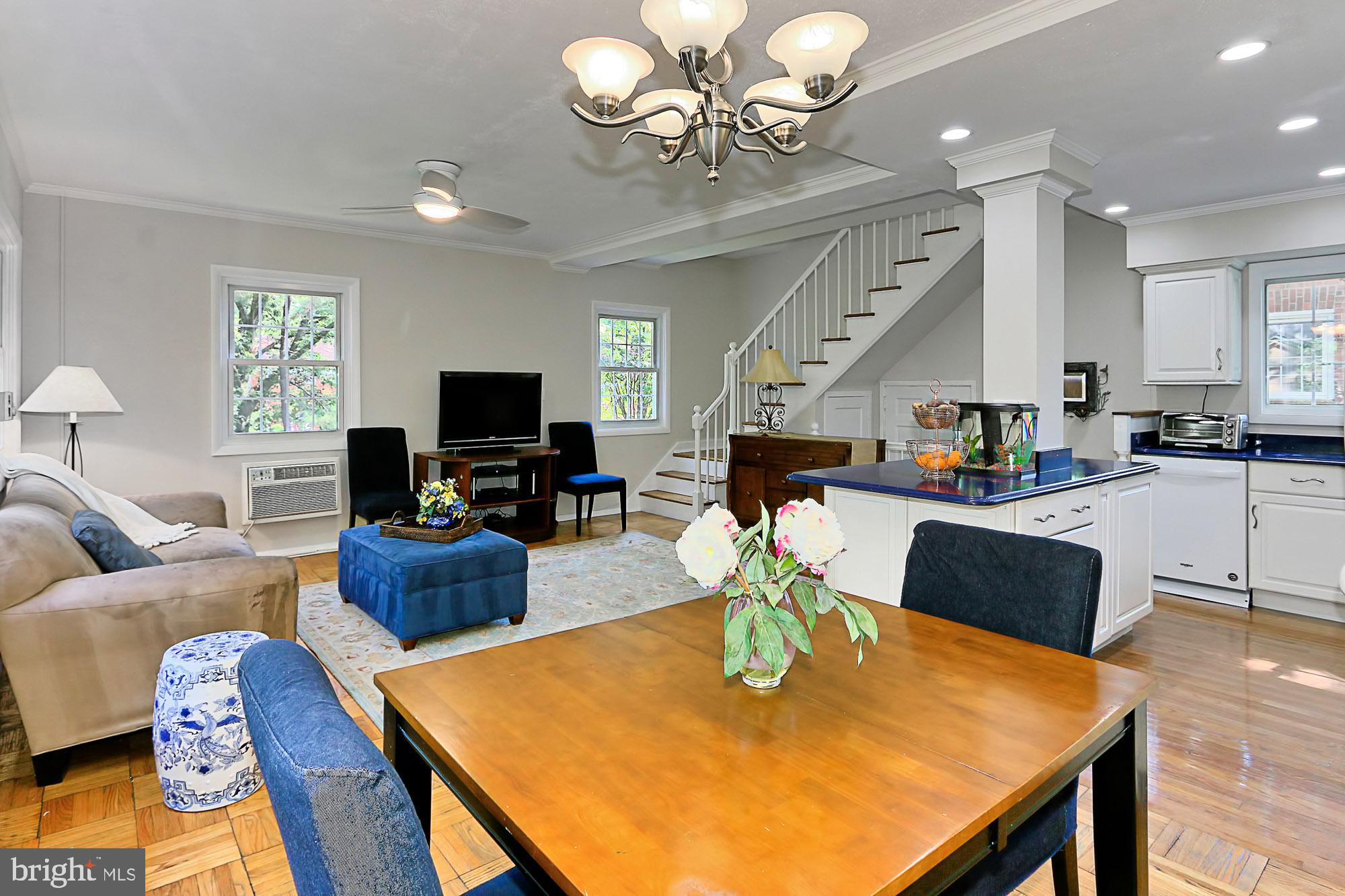 3384 Gunston Road Alexandria, VA 22302 - Photo 38 of 38 Open floor plan!