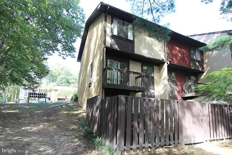 2180 Cartwright Place Reston, VA 20191 - Photo 30 of 30 Exterior (Rear)