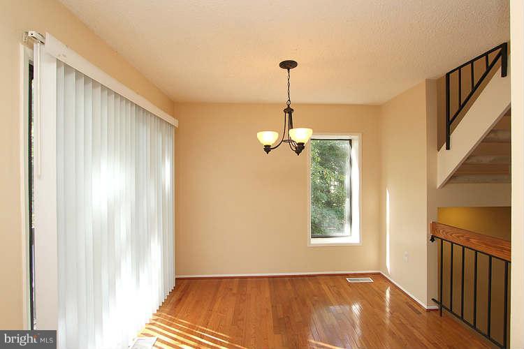 2180 Cartwright Place Reston, VA 20191 - Photo 9 of 30 Dining Room