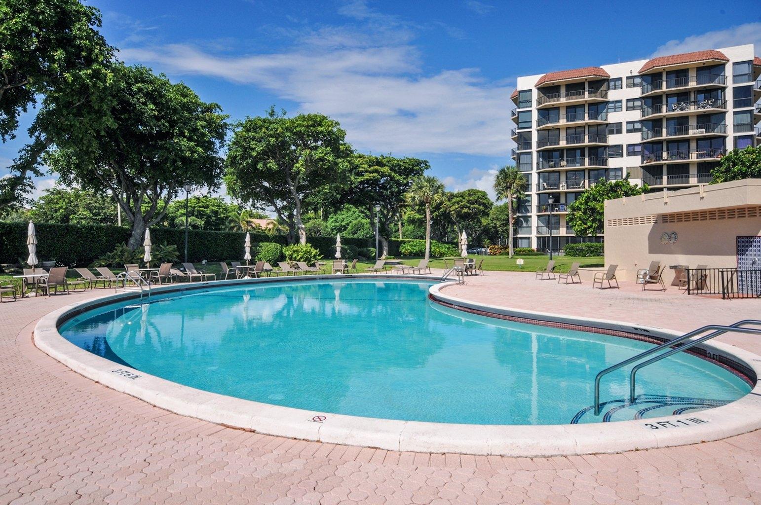 859 Jeffery Street, Unit 415 Boca Raton, FL 33487 - Photo 29 of 36 859_jeffery_st_415_MLS_HID812790_ROOMpoo