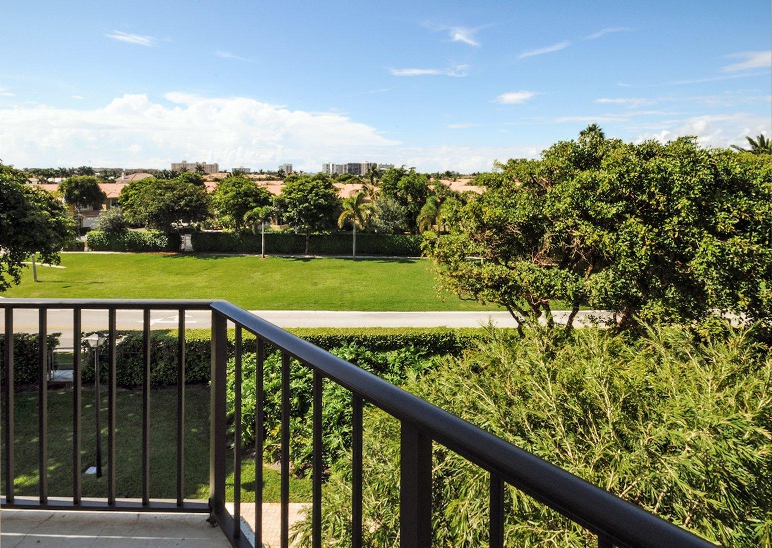 859 Jeffery Street, Unit 415 Boca Raton, FL 33487 - Photo 33 of 36 859_jeffery_st_415_MLS_HID812790_ROOMvie