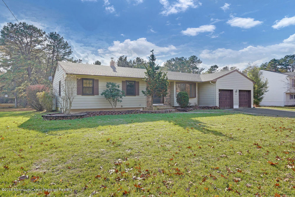 406 Frank Applegate Road Jackson, NJ 08527 - Photo 2 of 31 002_mjb00161-mjb00165
