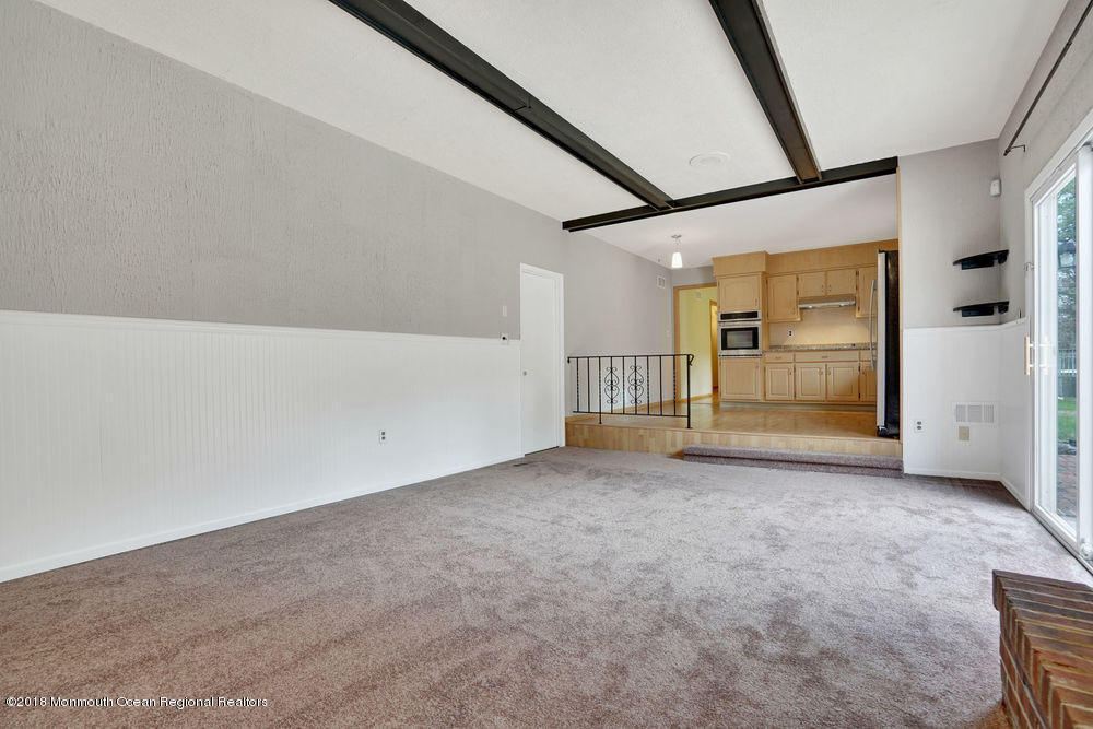 406 Frank Applegate Road Jackson, NJ 08527 - Photo 17 of 31 017_mjb00066-mjb00070