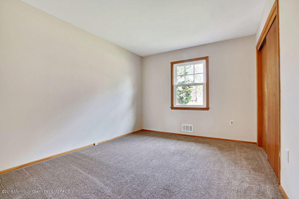 406 Frank Applegate Road Jackson, NJ 08527 - Photo 23 of 31 025_mjb00116-mjb00120