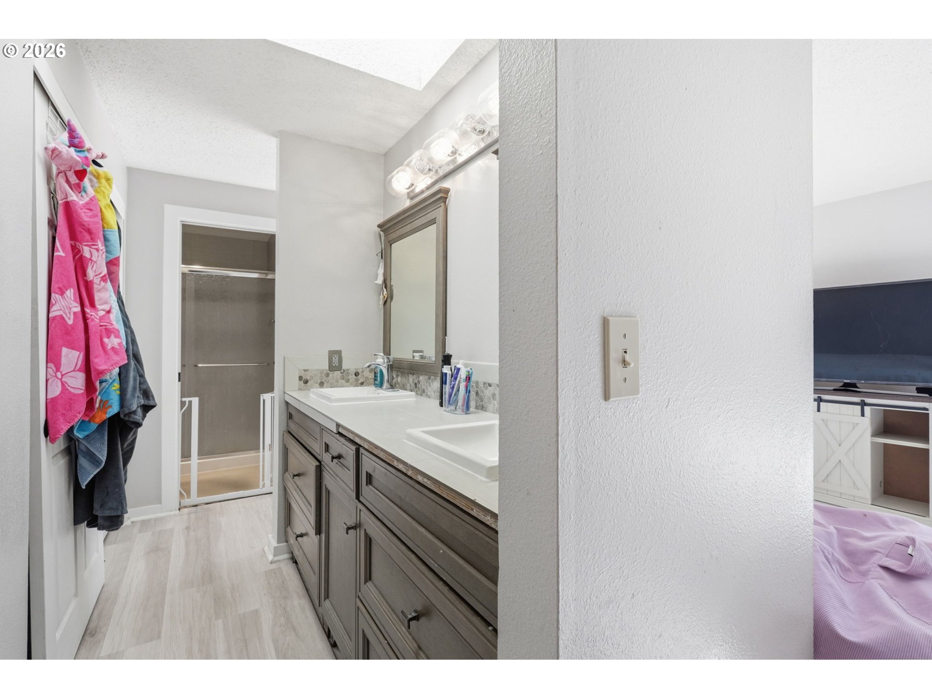 18052 Southwest Monte Verdi Boulevard Beaverton, OR 97007 - Photo 37 of 41