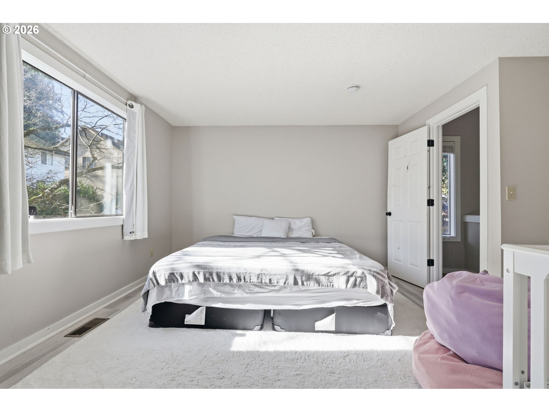 18052 Southwest Monte Verdi Boulevard Beaverton, OR 97007 - Photo 10 of 41