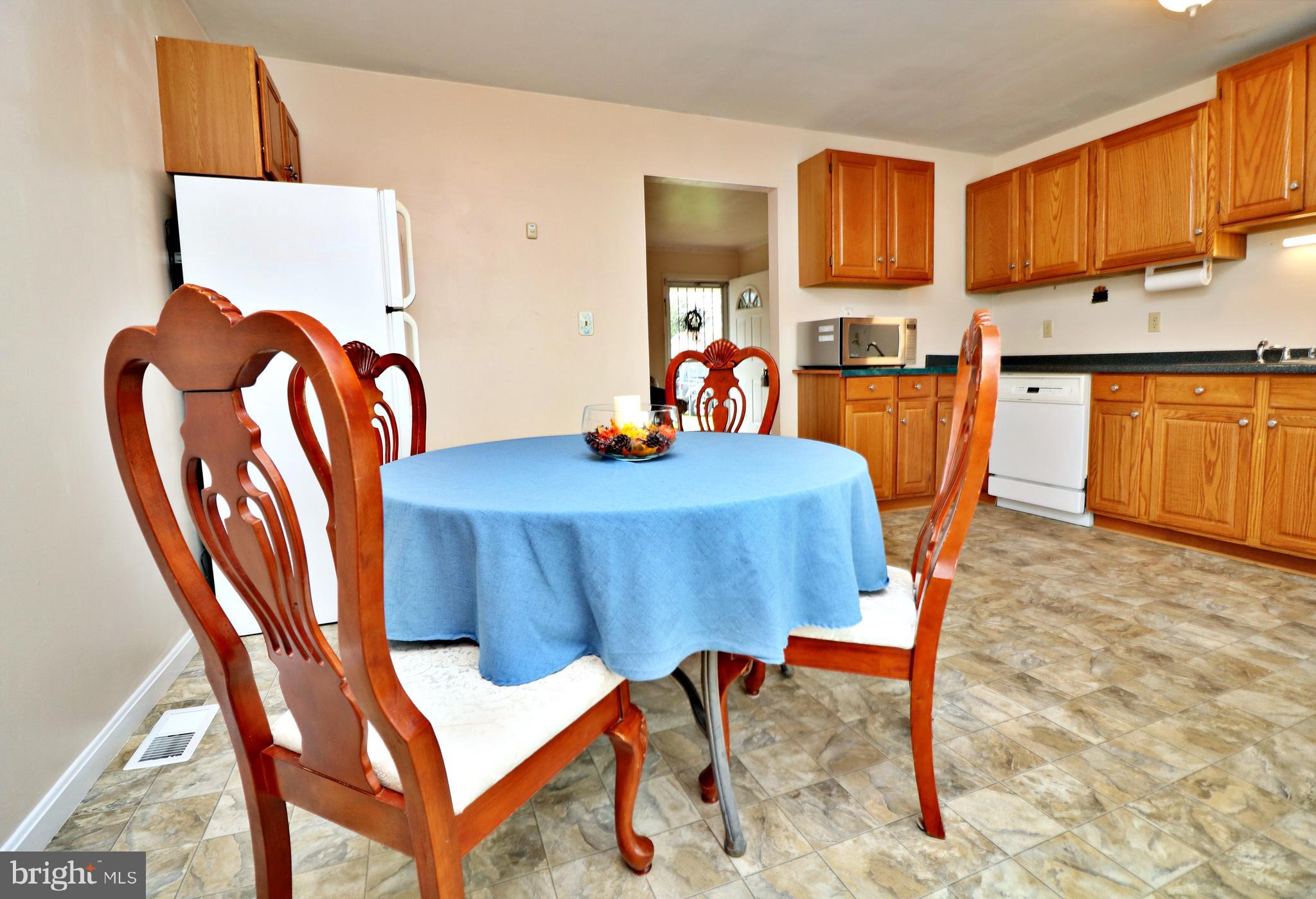 50 Hickory Lane Ranson, WV 25438 - Photo 11 of 44 Eat-In Kitchen