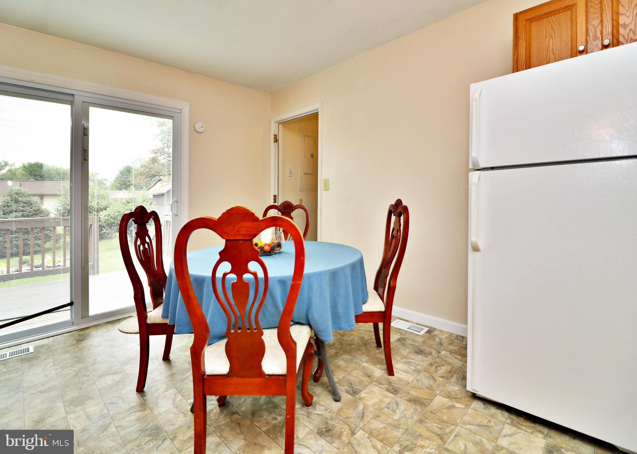 50 Hickory Lane Ranson, WV 25438 - Photo 10 of 44 Eat-In Kitchen