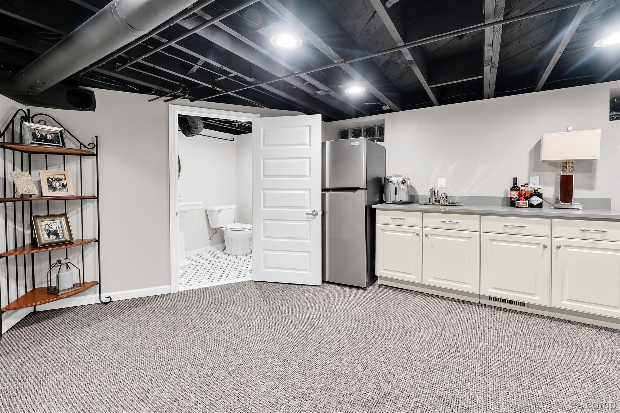 117 Moran Road Grosse Pointe, MI 48236 - Photo 26 of 31 Gallery Image 26