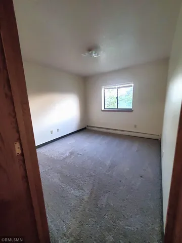 $1,000 | 122 Spring Street, Unit 304, River Falls, WI 54022