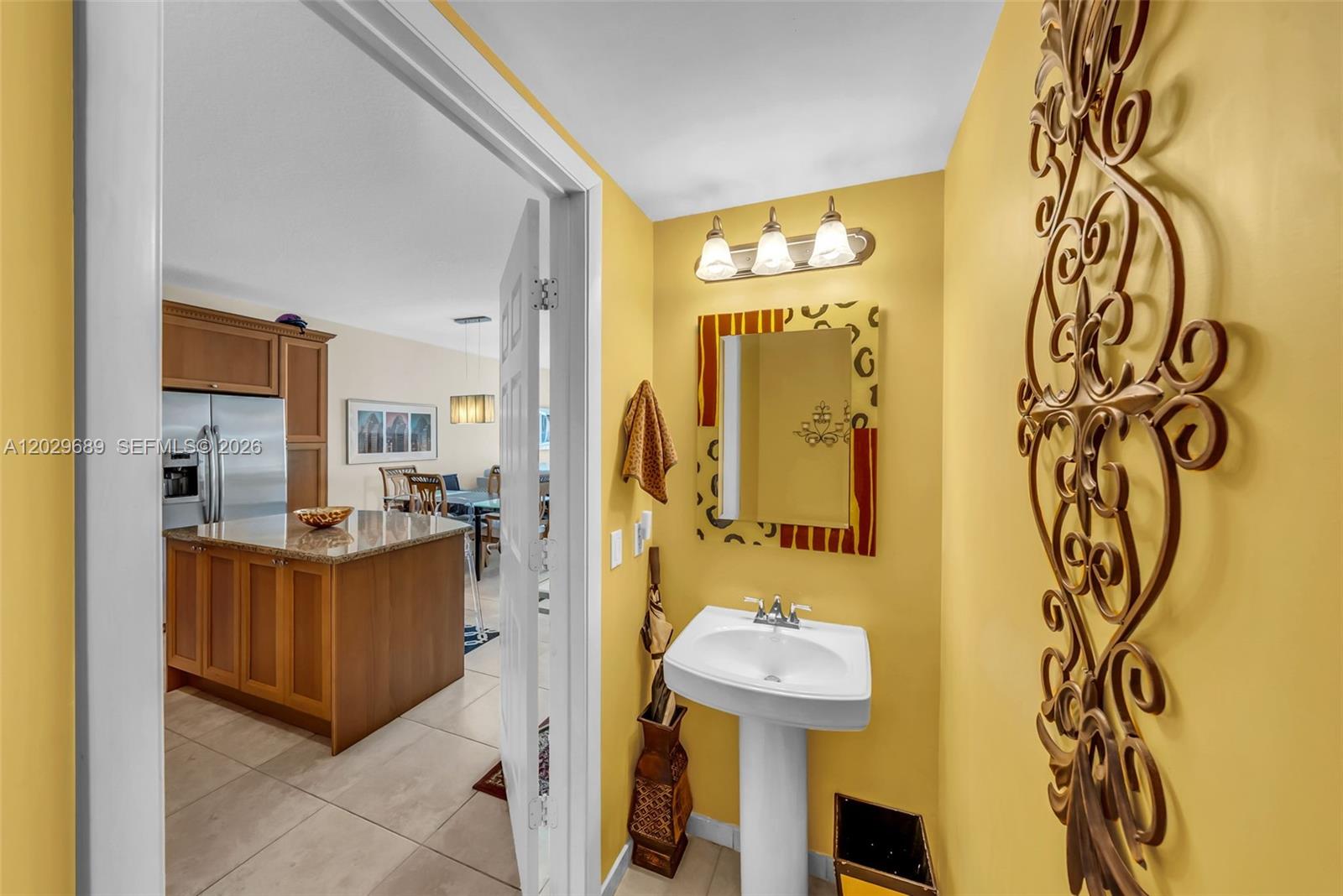 55 Merrick Way, Unit 709 Coral Gables, FL 33134 - Photo 7 of 26 Powder Room