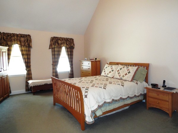66 Highridge Road Bellingham, MA 02019 - Photo 16 of 30 Gallery Image 16