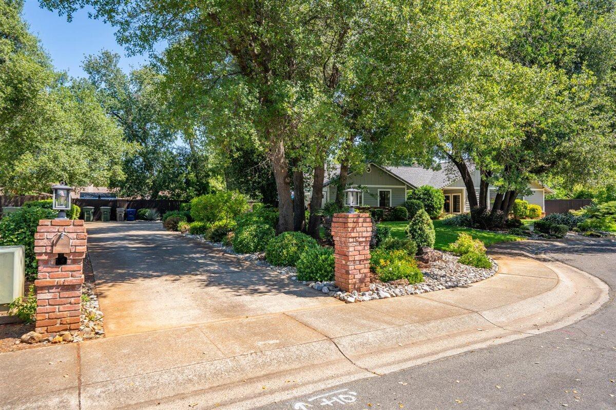 2364 La Madre Court Redding, CA 96002 - Photo 31 of 34 to side load garage