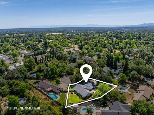 $648,500 | 2364 La Madre Court, Redding, CA 96002