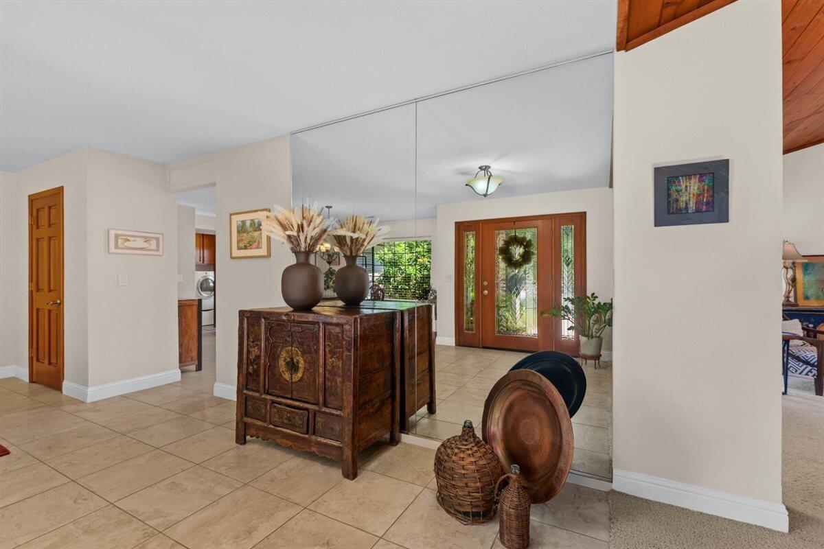 2364 La Madre Court Redding, CA 96002 - Photo 4 of 34 interior entry