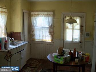 107 Barnsboro Road Sewell, NJ 08080 - Photo 3 of 5