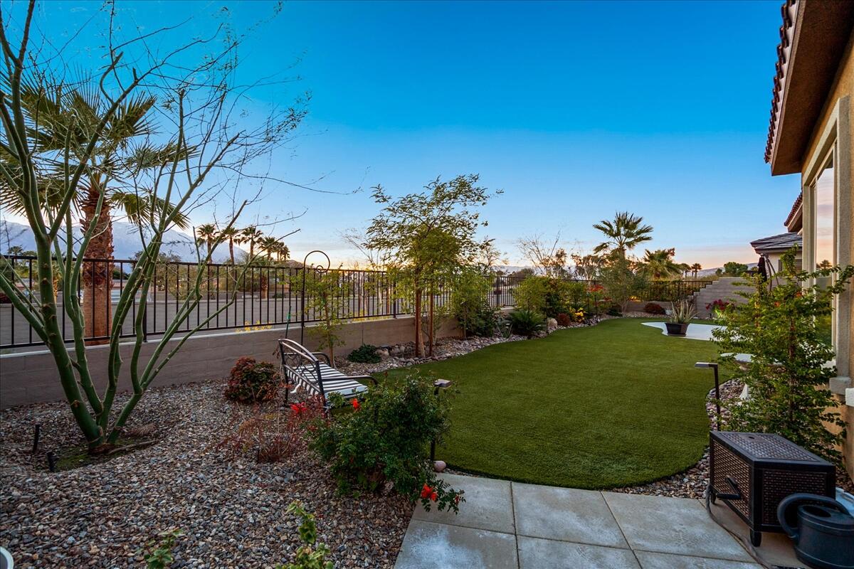 36 Burgundy Rancho Mirage, CA 92270 - Photo 13 of 14 a view of a backyard