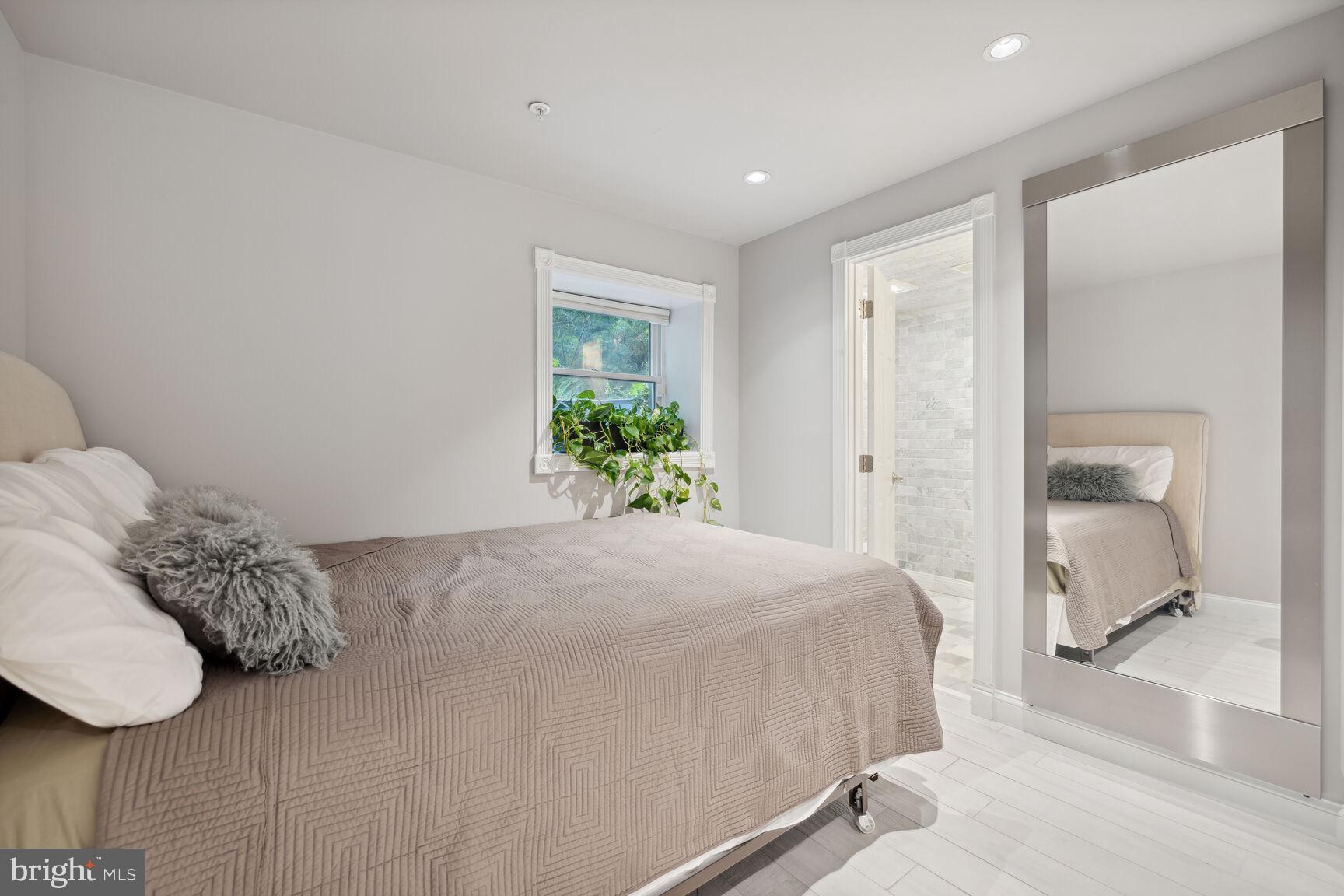 443 Tschiffely Square Road Gaithersburg, MD 20878 - Photo 12 of 43 Gallery Image 12