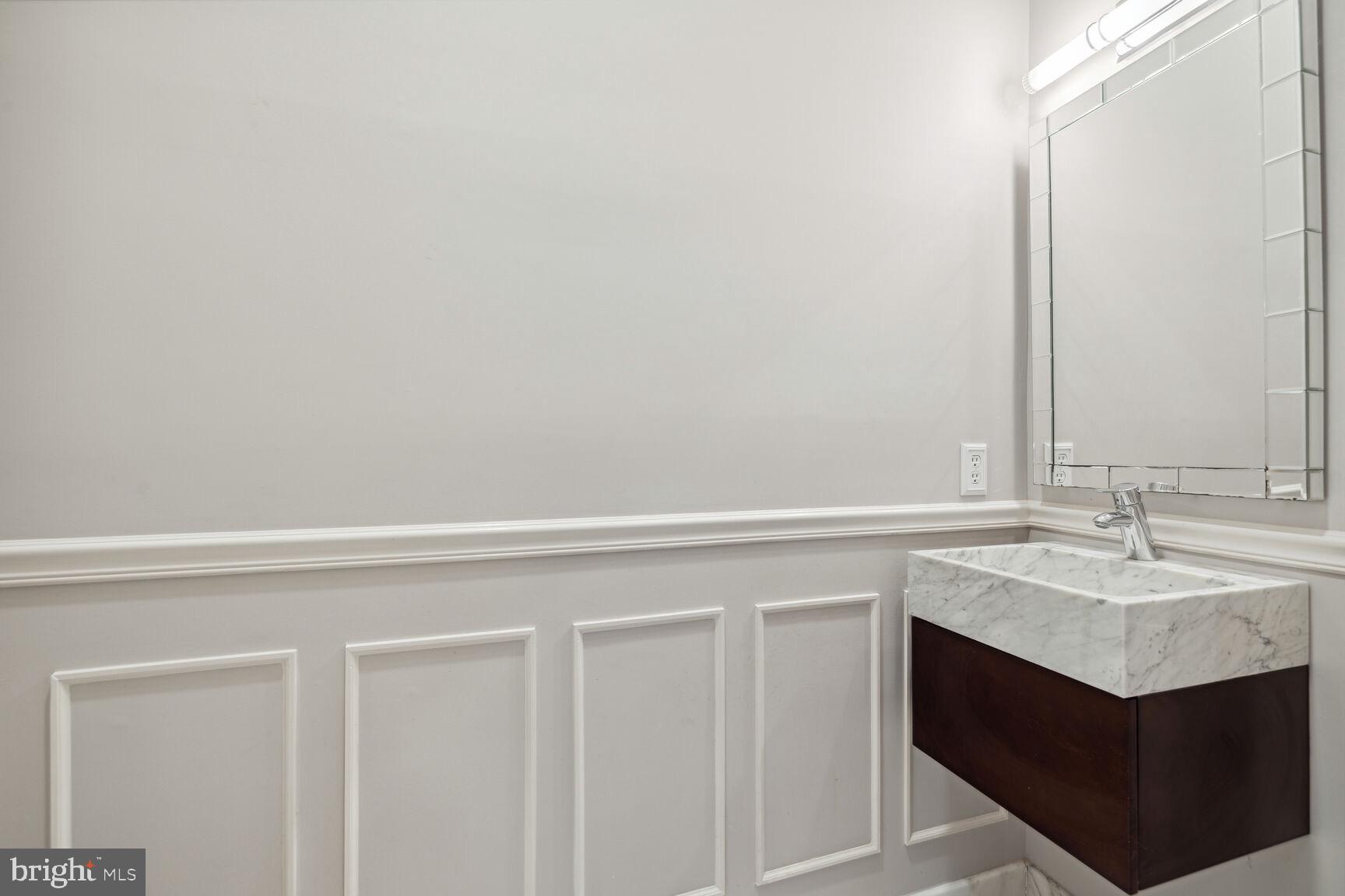 443 Tschiffely Square Road Gaithersburg, MD 20878 - Photo 9 of 43 Gallery Image 9