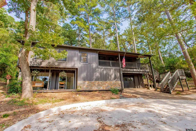 $399,000 | 211 Hideaway Lane, Hideaway, TX 75771