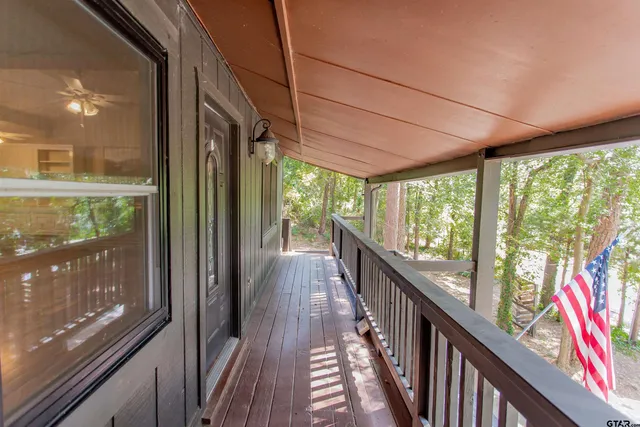 $399,000 | 211 Hideaway Lane, Hideaway, TX 75771