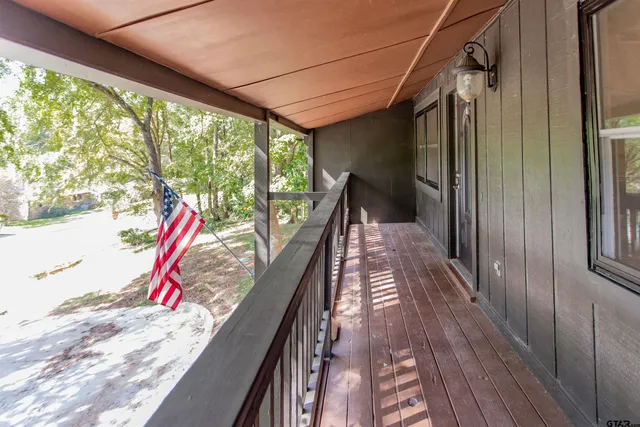 $399,000 | 211 Hideaway Lane, Hideaway, TX 75771