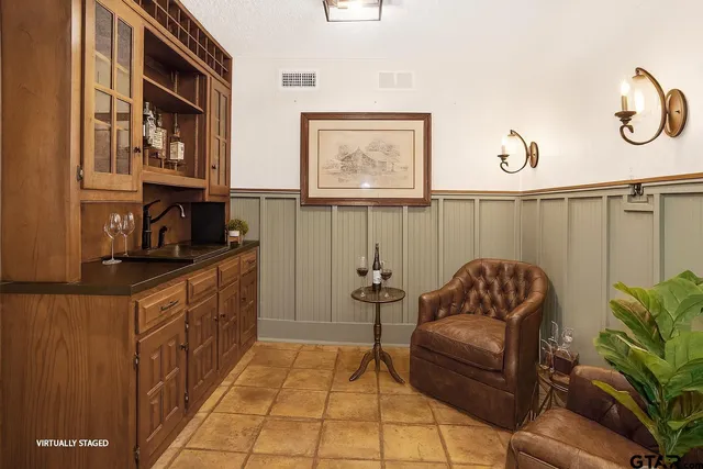 $399,000 | 211 Hideaway Lane, Hideaway, TX 75771