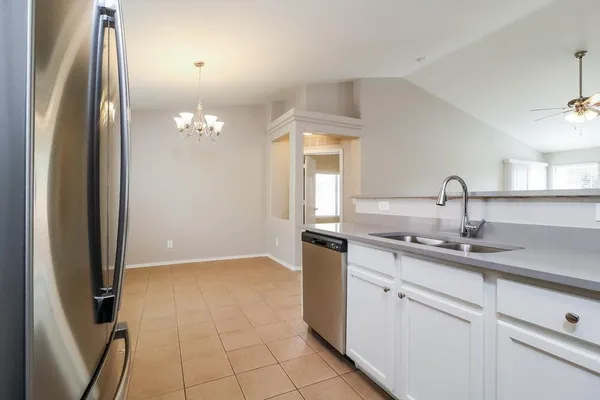 $2,175 | 14715 North 124th Avenue, El Mirage, AZ 85335