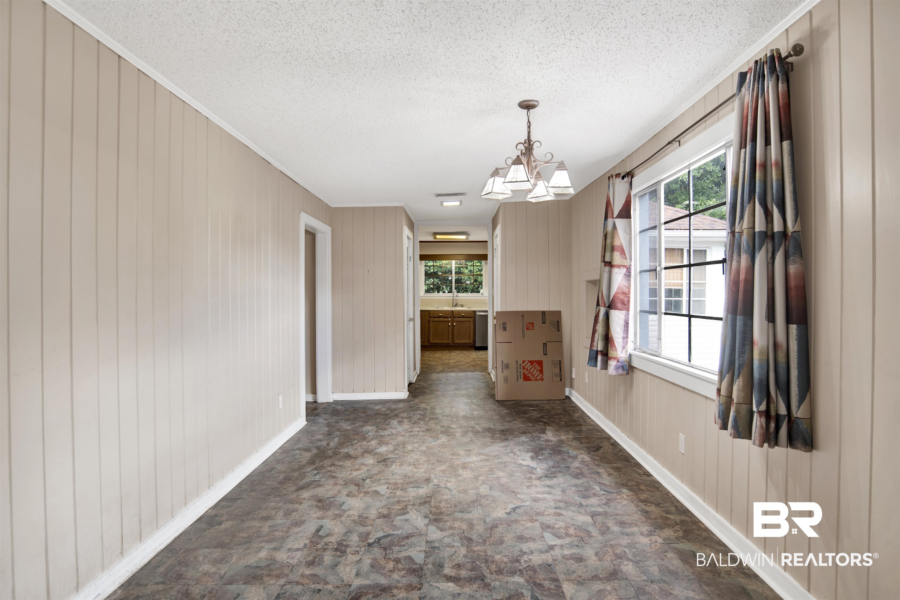 61 South Hillside Lane Mobile, AL 36608 - Photo 11 of 36