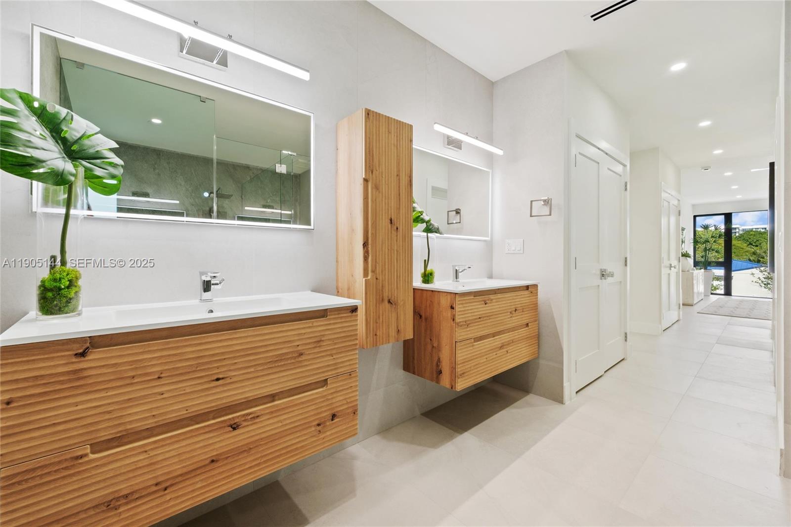 2127 Southwest 11th Terrace Miami, FL 33135 - Photo 14 of 28