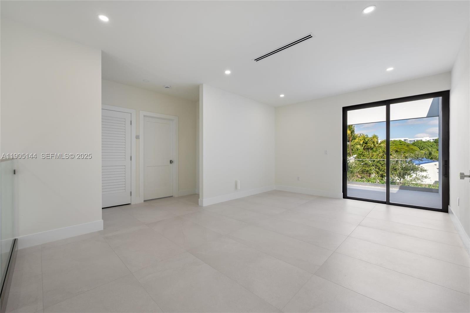 2127 Southwest 11th Terrace Miami, FL 33135 - Photo 19 of 28