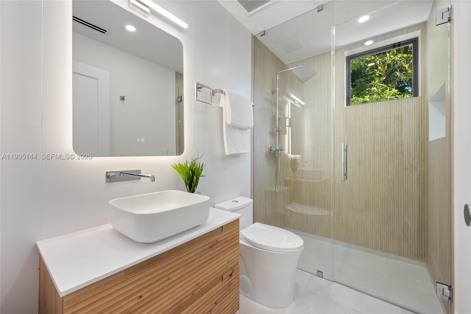 2127 Southwest 11th Terrace Miami, FL 33135 - Photo 22 of 28