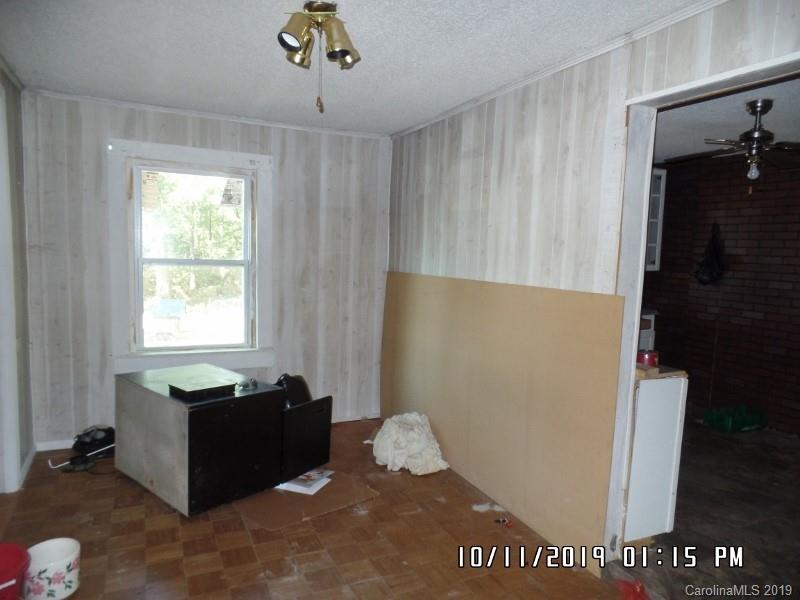 1335 Long Branch Road Grover, NC 28073 - Photo 5 of 13
