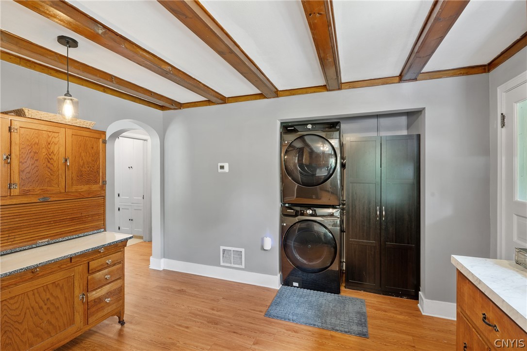 2696 Lyons Road Camillus, NY 13031 - Photo 12 of 31