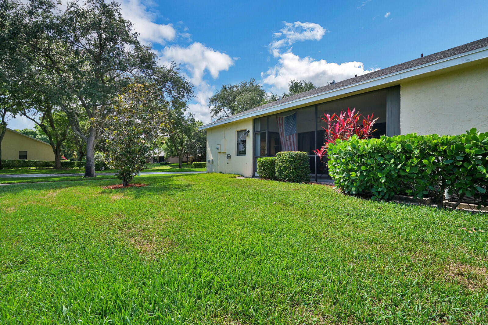 10930 Lake Front Place Boca Raton, FL 33498 - Photo 30 of 41 10930 LAKE FRONT PL