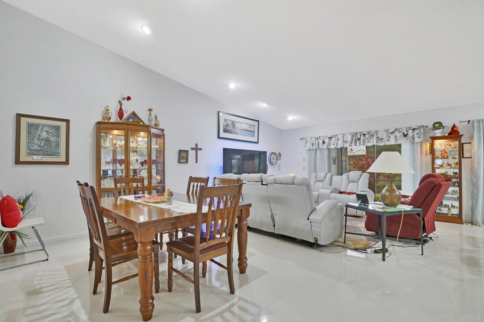 10930 Lake Front Place Boca Raton, FL 33498 - Photo 9 of 41 Living & Dining Rooms