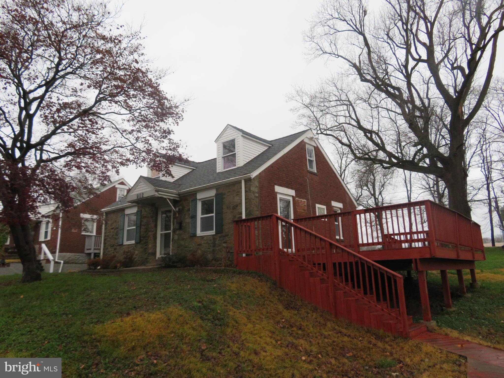 902 Thornton Road Boothwyn, PA 19061 - Photo 2 of 15 Gallery Image 2