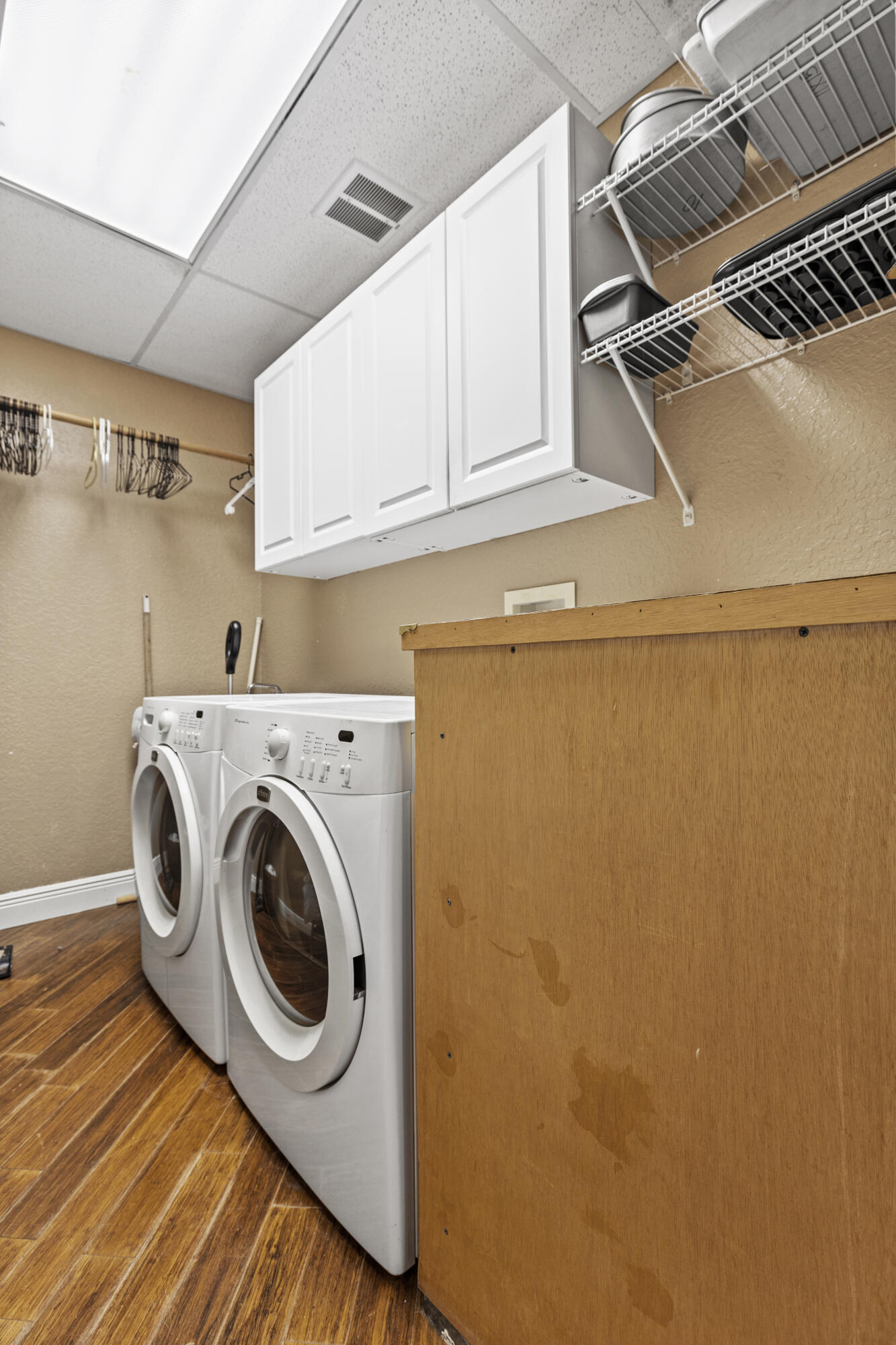 333 Masters Road Palm Springs, FL 33461 - Photo 15 of 15 a utility room with dryer and washer