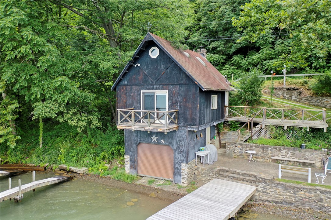 8922 West Lake Road Urbana, NY 14840 - Photo 28 of 43 Guest Cottage