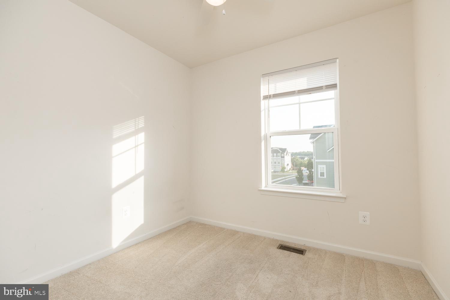 128 Splendor Garden Way Stephenson, VA 22656 - Photo 26 of 36 Gallery Image 26