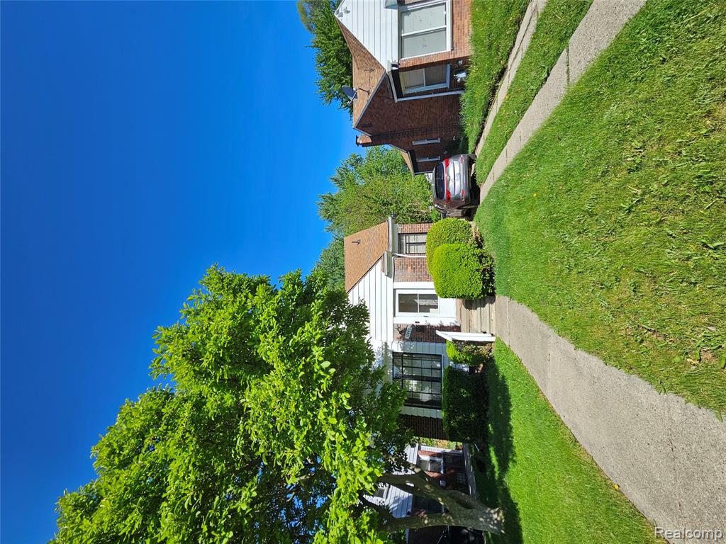 11441 Balfour Road Detroit, MI 48224 - Photo 3 of 12 Gallery Image 3