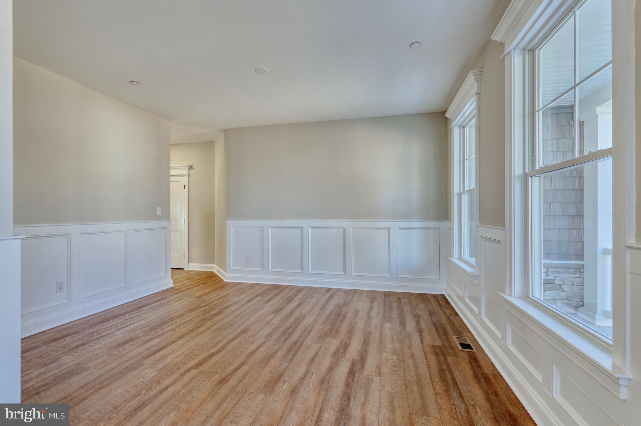 2644 Claibourne Road Annapolis, MD 21403 - Photo 6 of 56