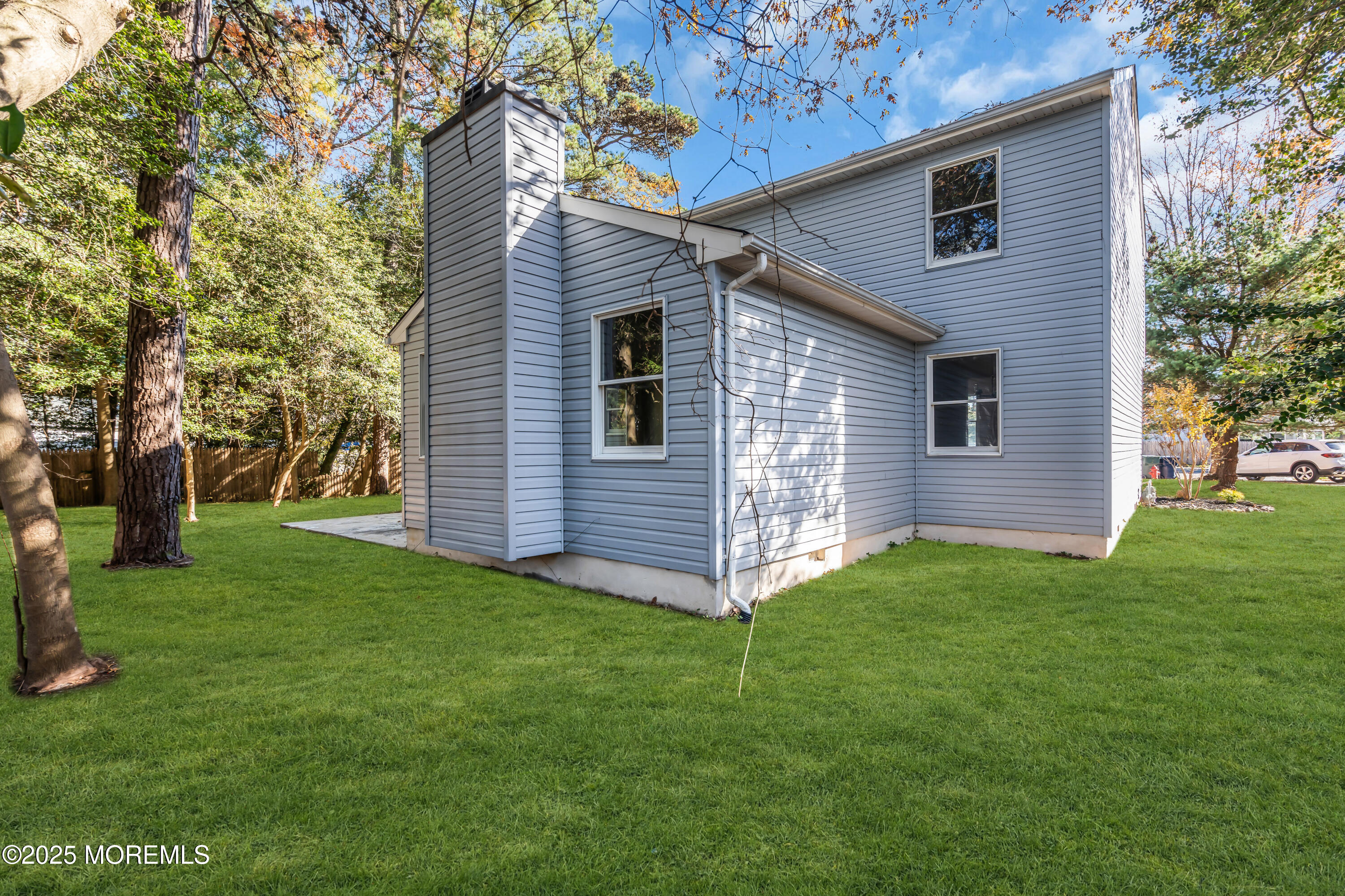 132 Holly Court Little Egg Harbor, NJ 08087 - Photo 19 of 22 Side View