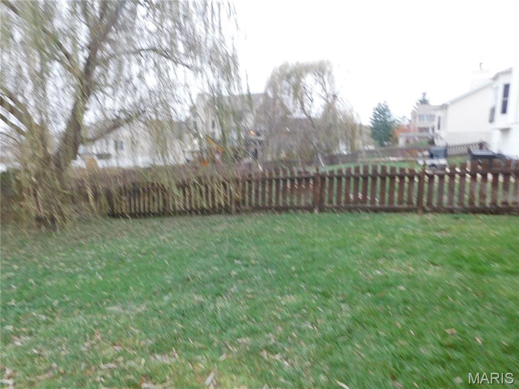 225 Jacobs Way St. Peters, MO 63376 - Photo 30 of 32