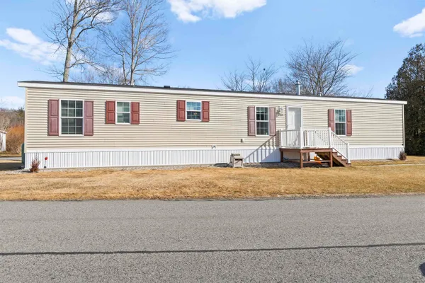 $225,000 | 53 Seabreeze Drive, North Hampton, NH 03862