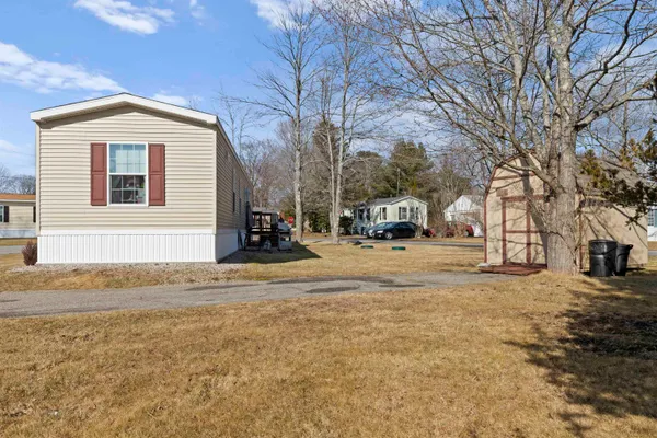 $225,000 | 53 Seabreeze Drive, North Hampton, NH 03862