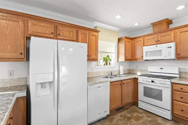 $225,000 | 53 Seabreeze Drive, North Hampton, NH 03862