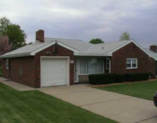2732 Reiter Road Penn Hills, PA 15235 - Photo 1 of 8 Exterior Front.